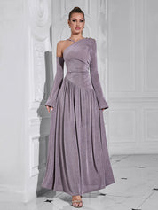 One-Shoulder Long-Sleeved Long Dress