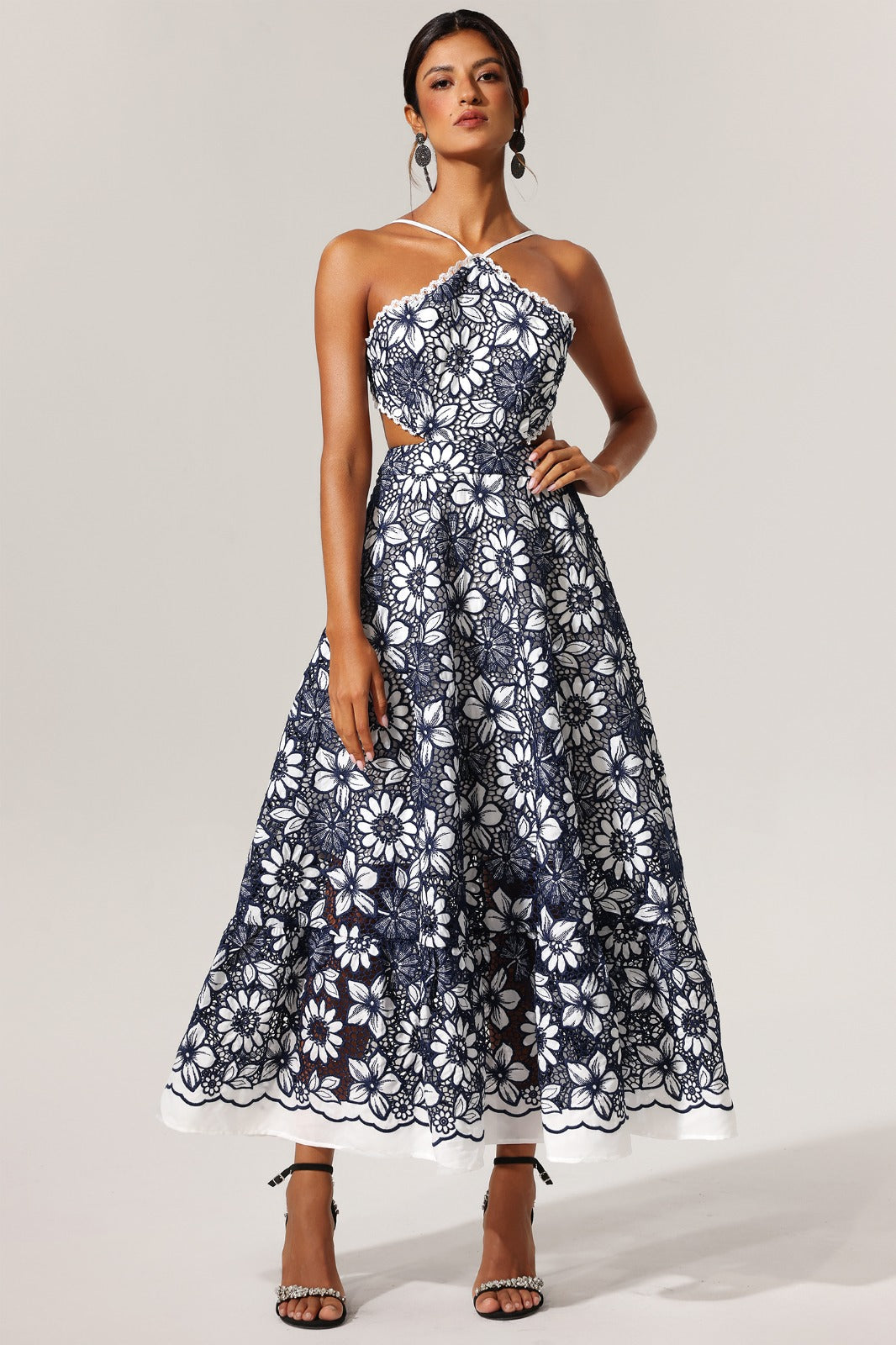 Diliro Hollow out Flowers Lace Sleeveless
