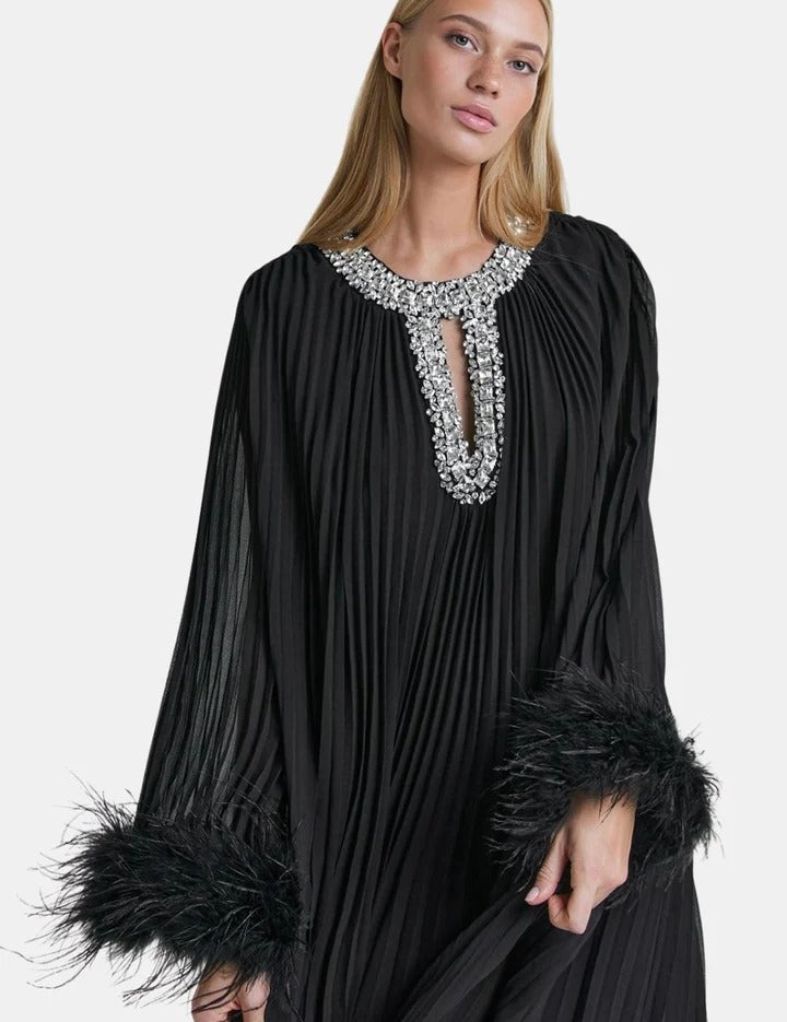 imgi_30_Virelia_-_Diamante_Feathered_Pleated_Maxi_Chiffon_Cocktail_Dress_Black_page2_720x_d42816eb-93c1-47c0-a75c-55623304491a.jpg